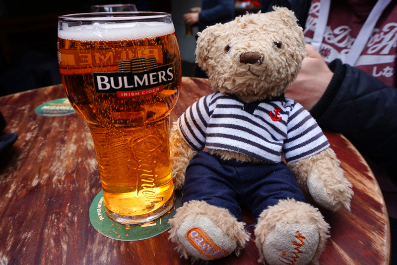 Gulliver doesn't like Guinness so he got a Bulmers, Dublin, Ireland