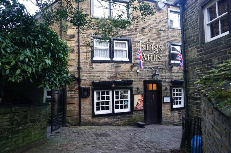 Alleyway to The Kings Arms, Haworth, Yorkshire
